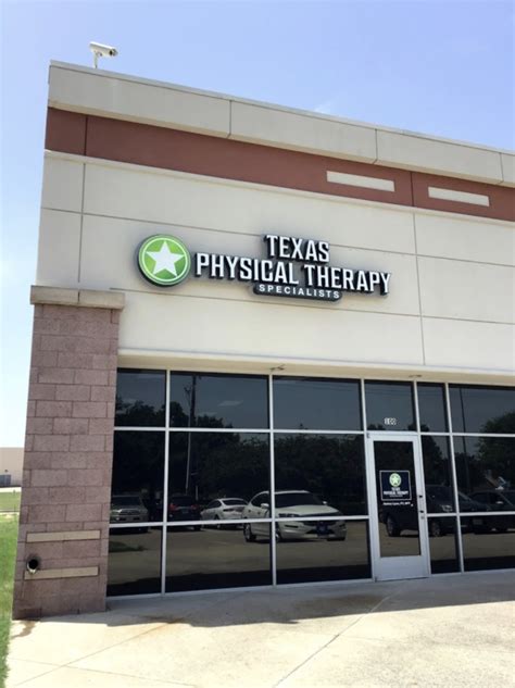 Texas pt specialists - TEXAS PHYSICAL THERAPY SPECIALISTS Physical Therapist (1) Physical therapists are health care professionals who evaluate and treat people with health problems resulting from injury or disease. PT's assess joint motion, muscle strength and endurance, function of heart and lungs, and performance of activities required in daily living, among other ...